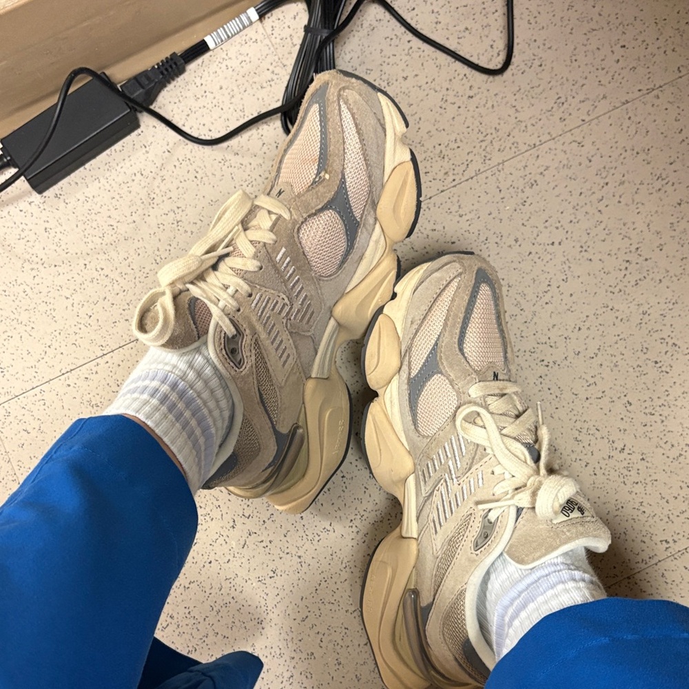 New balance 9060